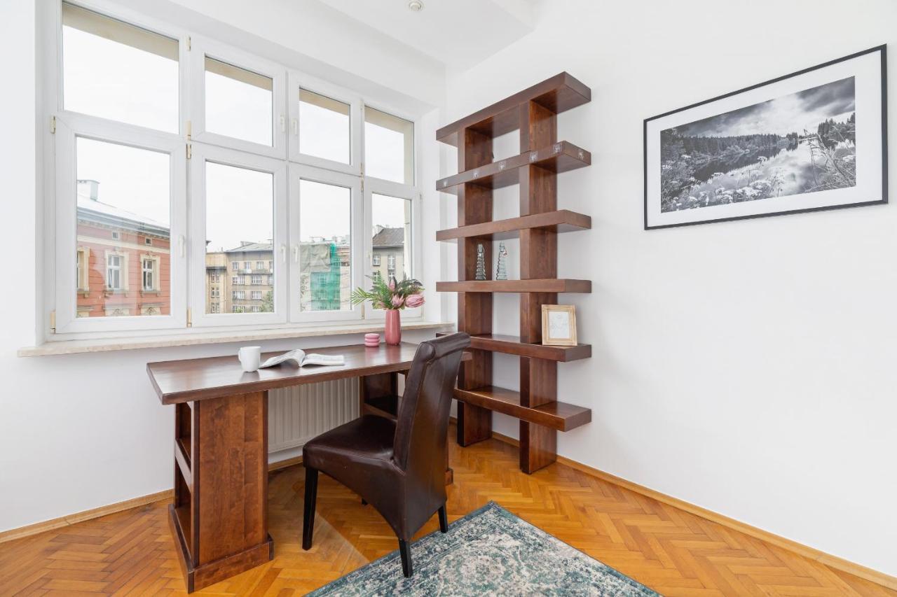 Slowacki Avenue Family Cracow By Renters *