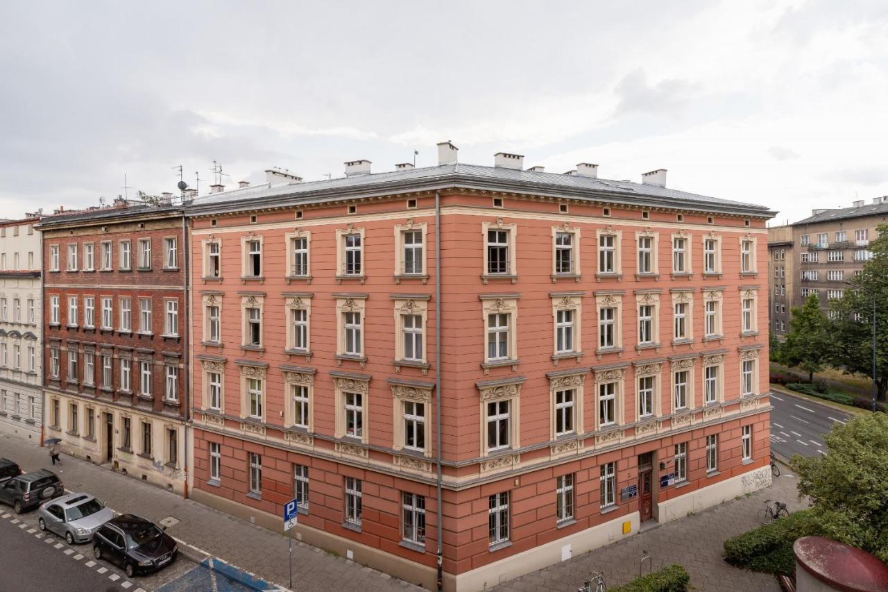 Slowacki Avenue Family Cracow By Renters Apartment