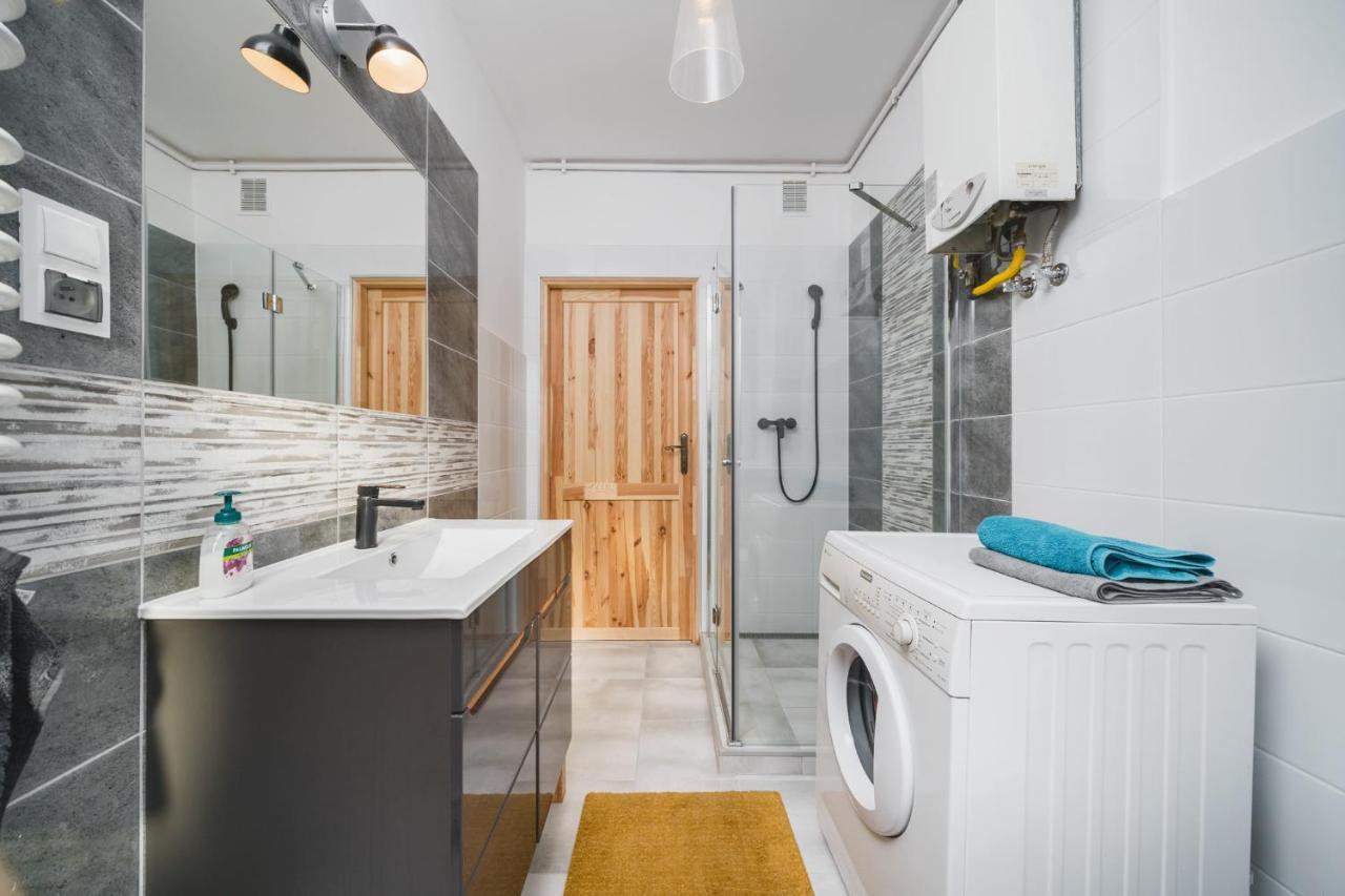 3 Bedroom In The Heart Of Cracow - By Upstairs *