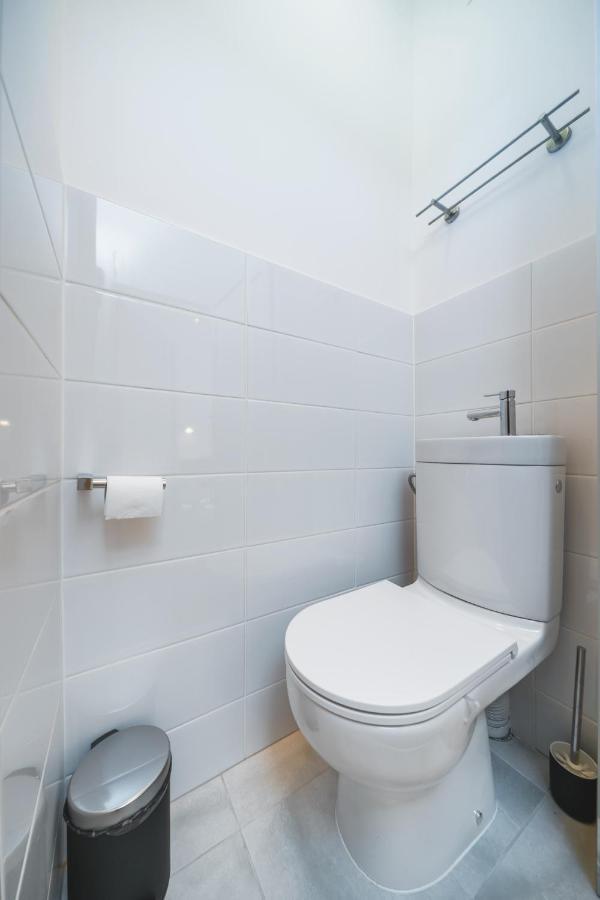 3 Bedroom In The Heart Of Cracow - By Upstairs * Krakow