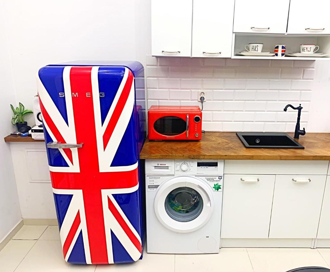London Apartament *