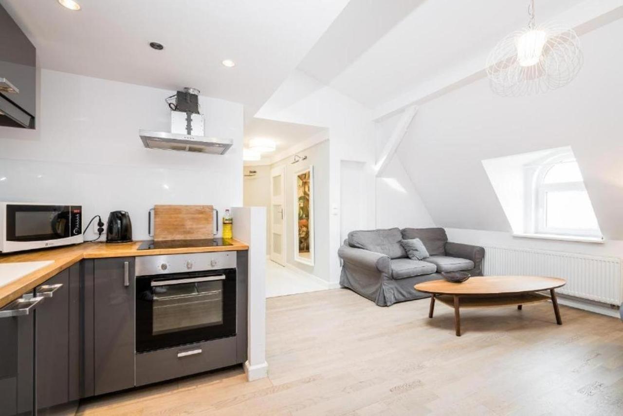 Urban Nest Bon 11 *