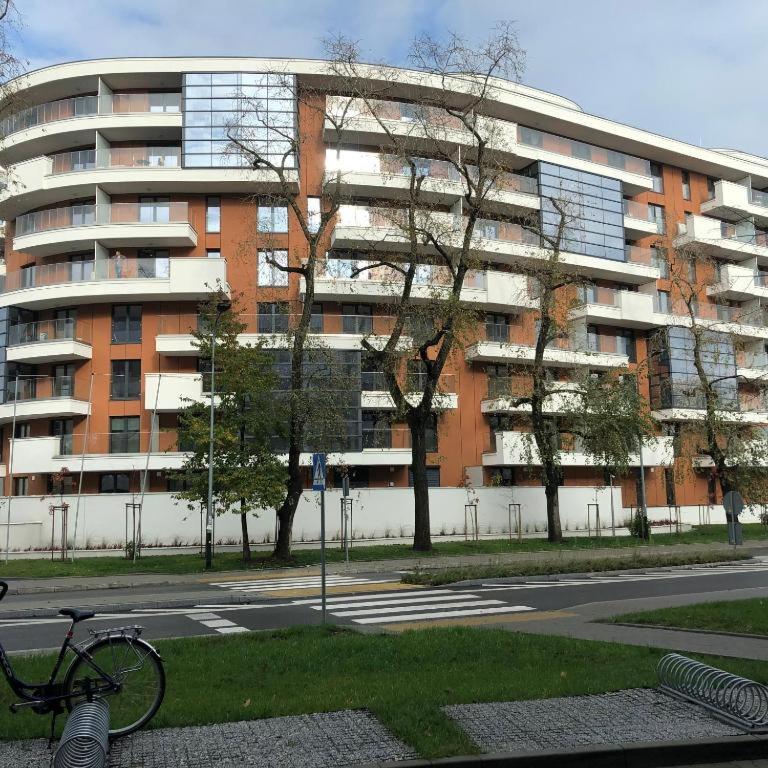 Wislane Tarasy 2.0, Free Parking, Private Garden Apartment Krakow