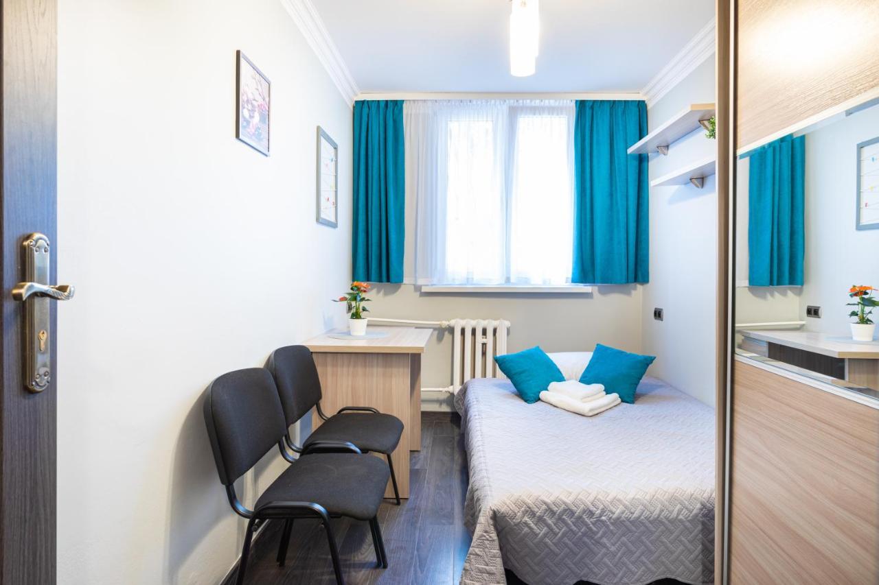 Apartment 3 Bedrooms Comfy Flat Celarowska *