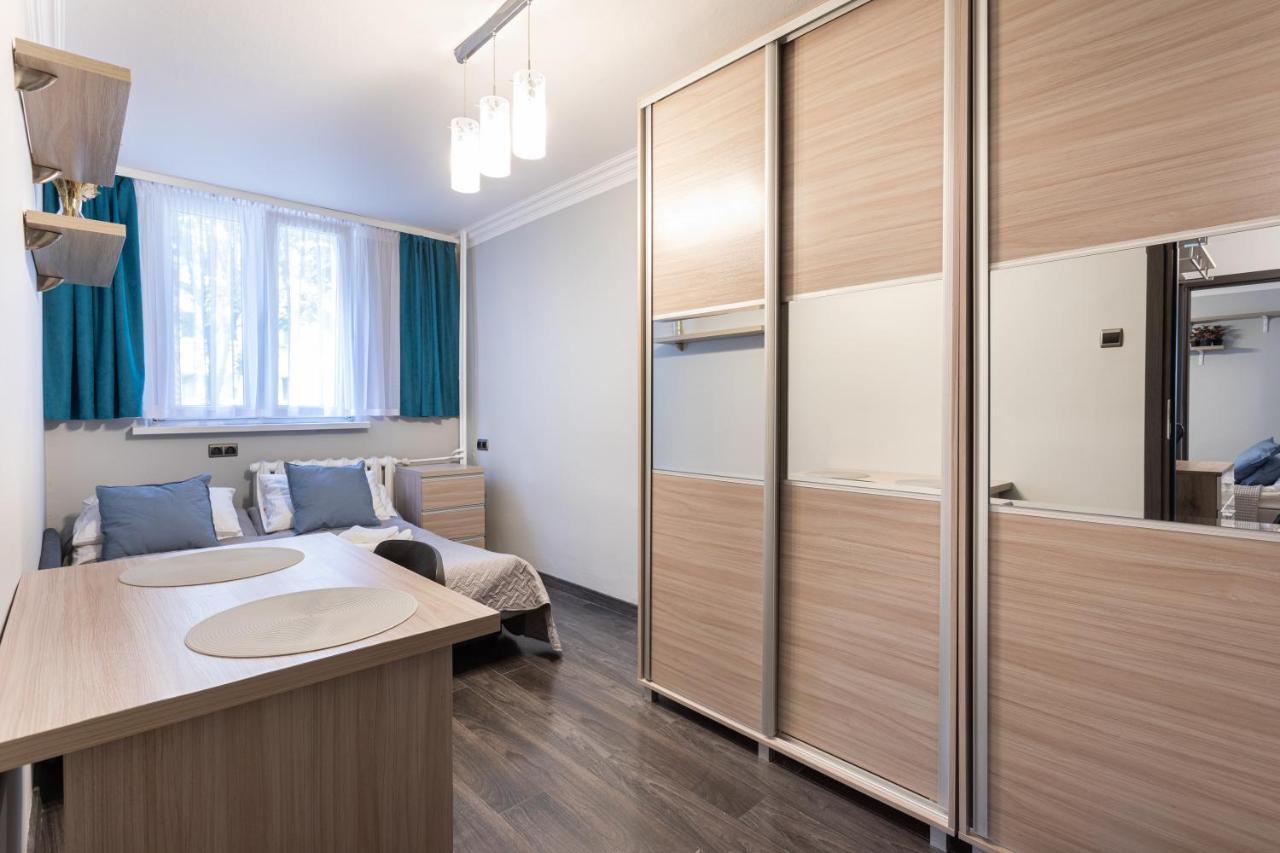 3 Bedrooms Comfy Flat Celarowska Krakau