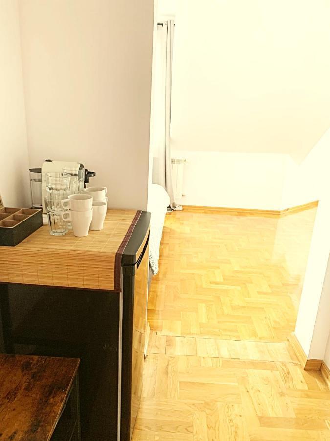 The Castle & - Free Parking - (adults Only) Apartamento