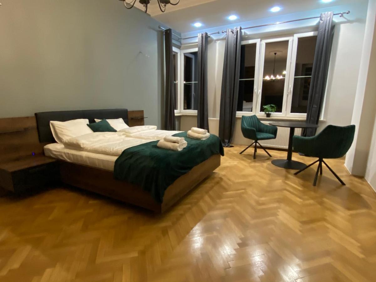 Dunin Majestic 4