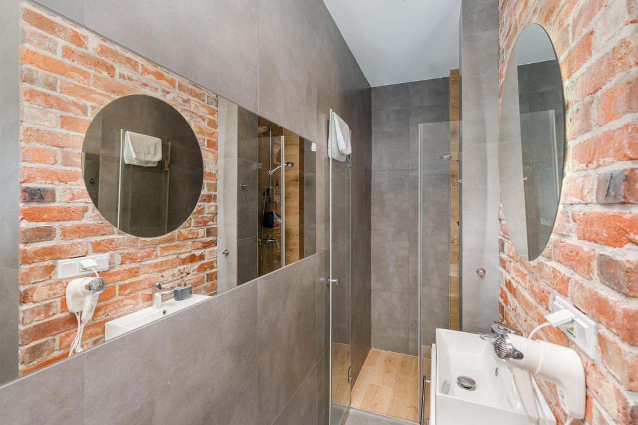 Saint Florian's - Old Town Luxury - By Upstairs Cracóvia