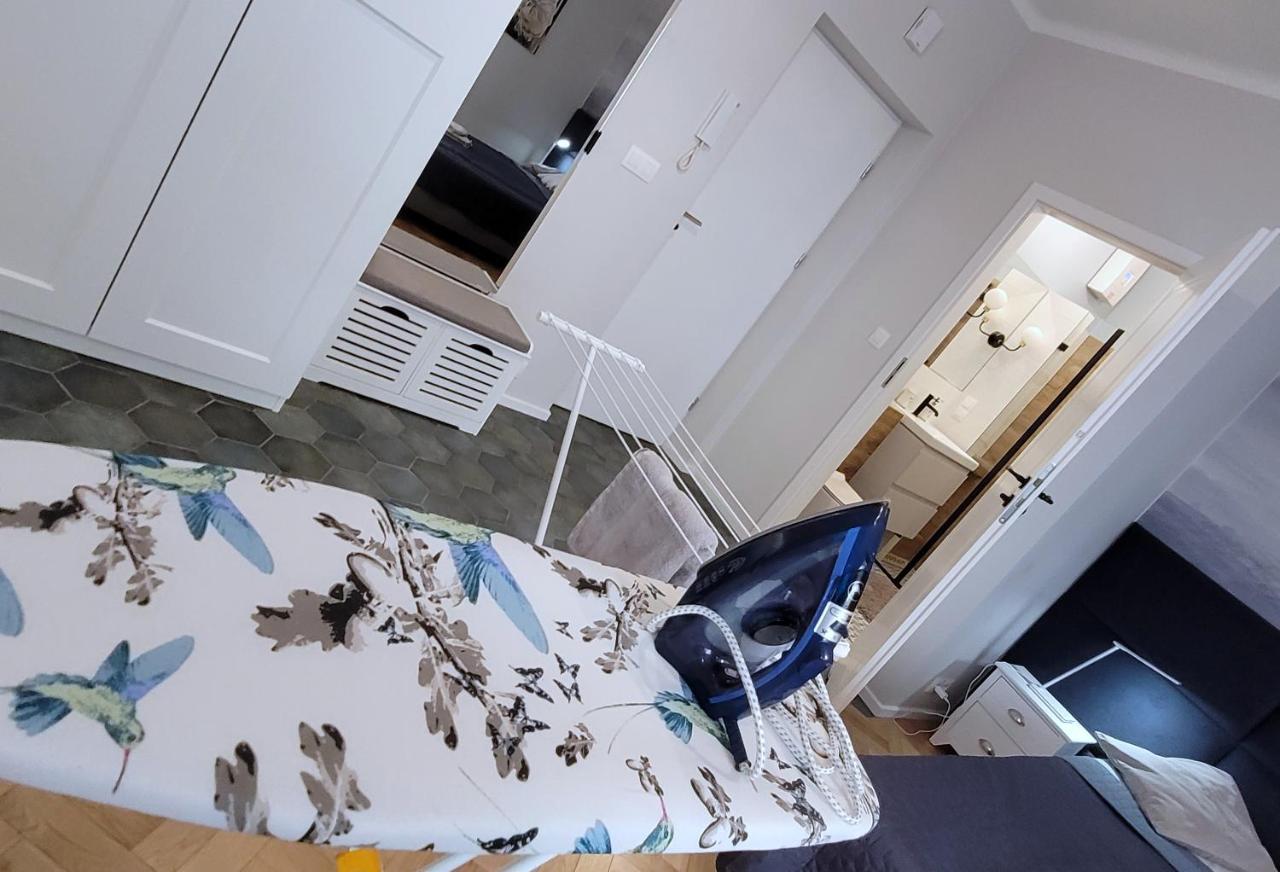 Kana - Stylish Apartment In Krakow - Close, Fast Wifi & Smart Tv Apartment *
