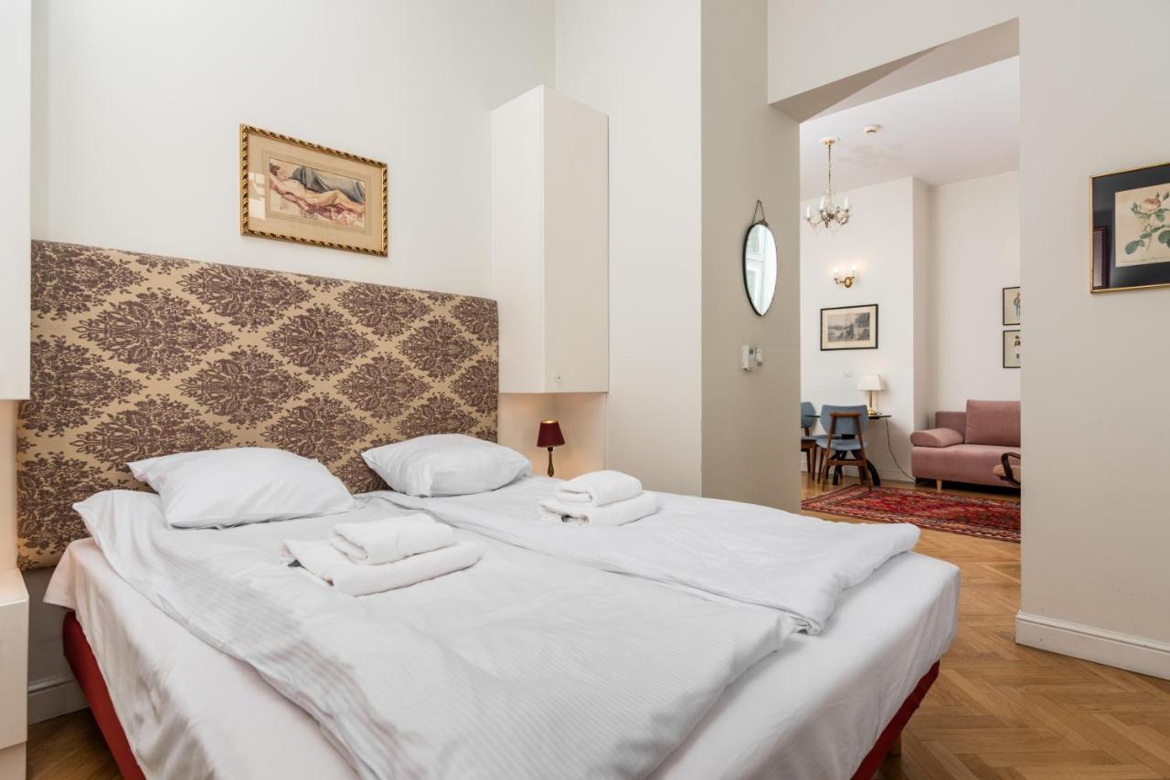 Classy Old Town - By Upstairs Appartement