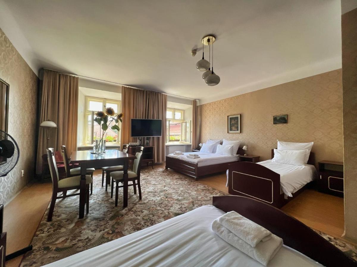Pollera 3* Krakow