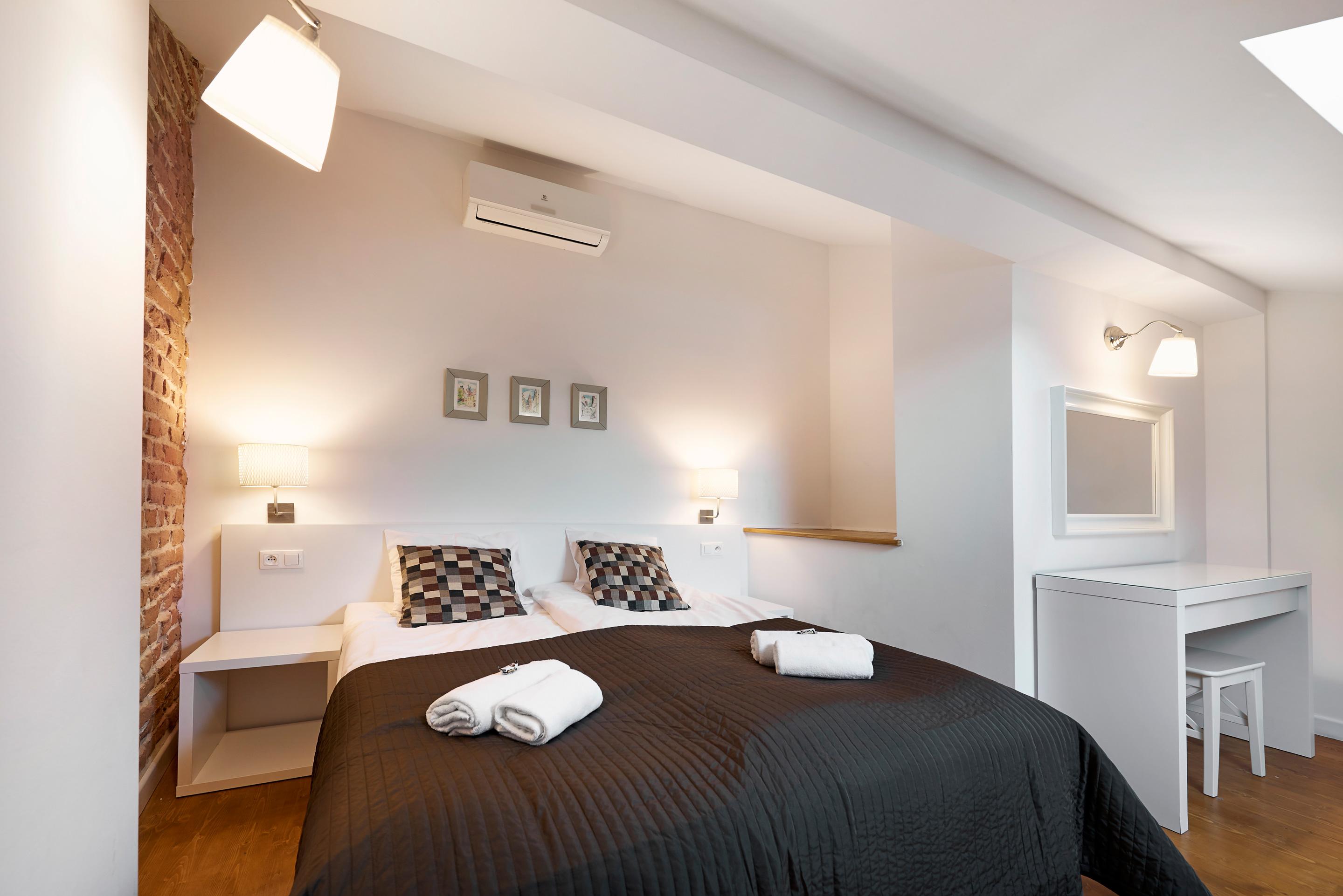 Gołębia 8 Hotel apartamentowy