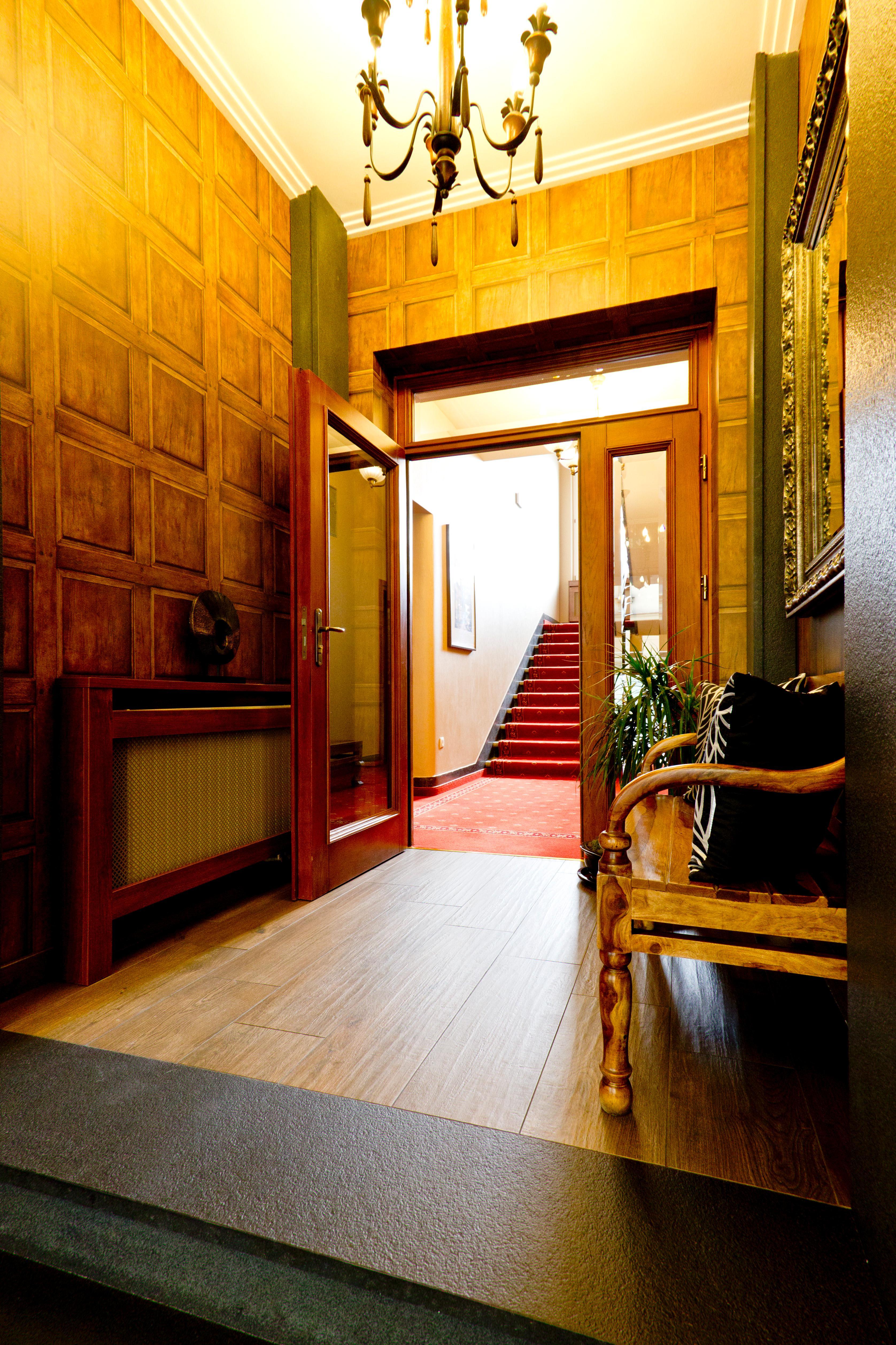 Columbus Hotel 3*