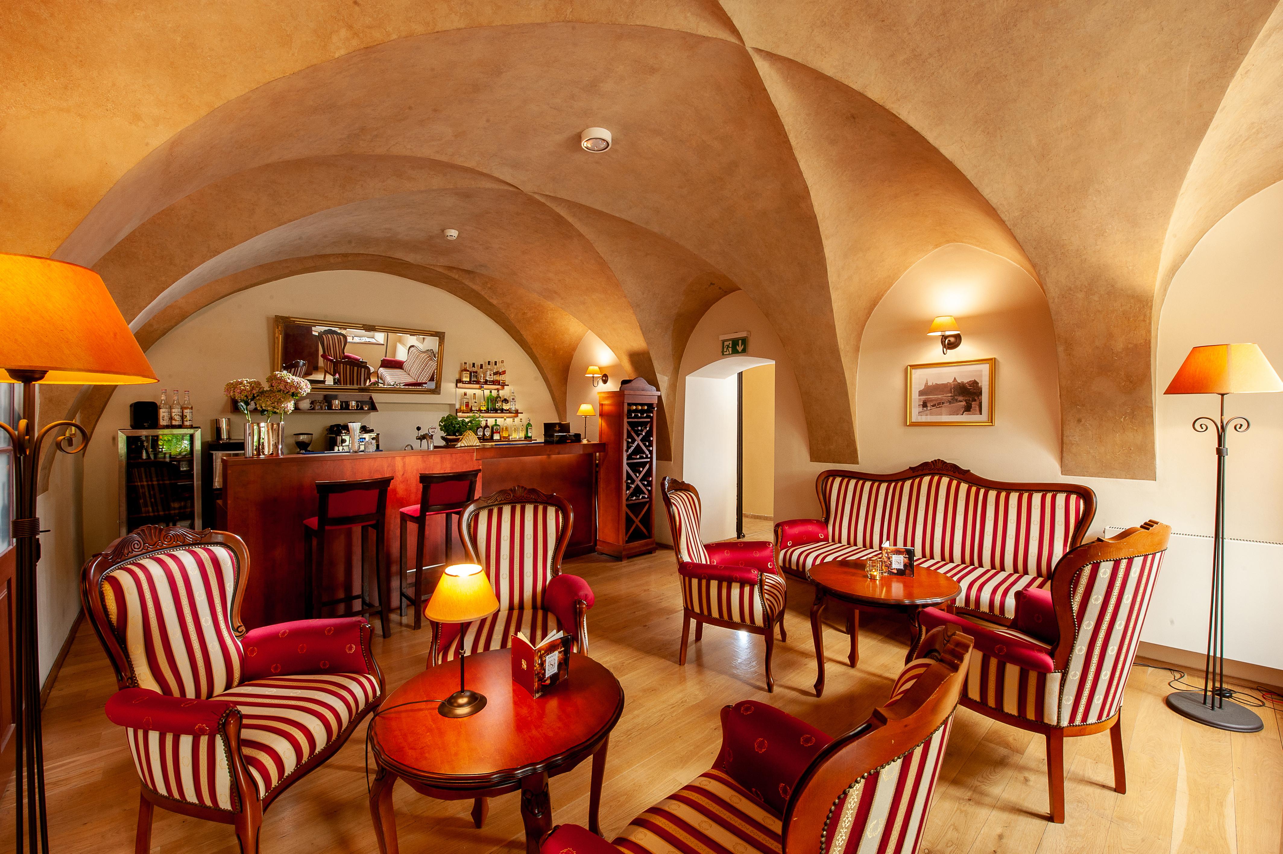 Hotel Santi