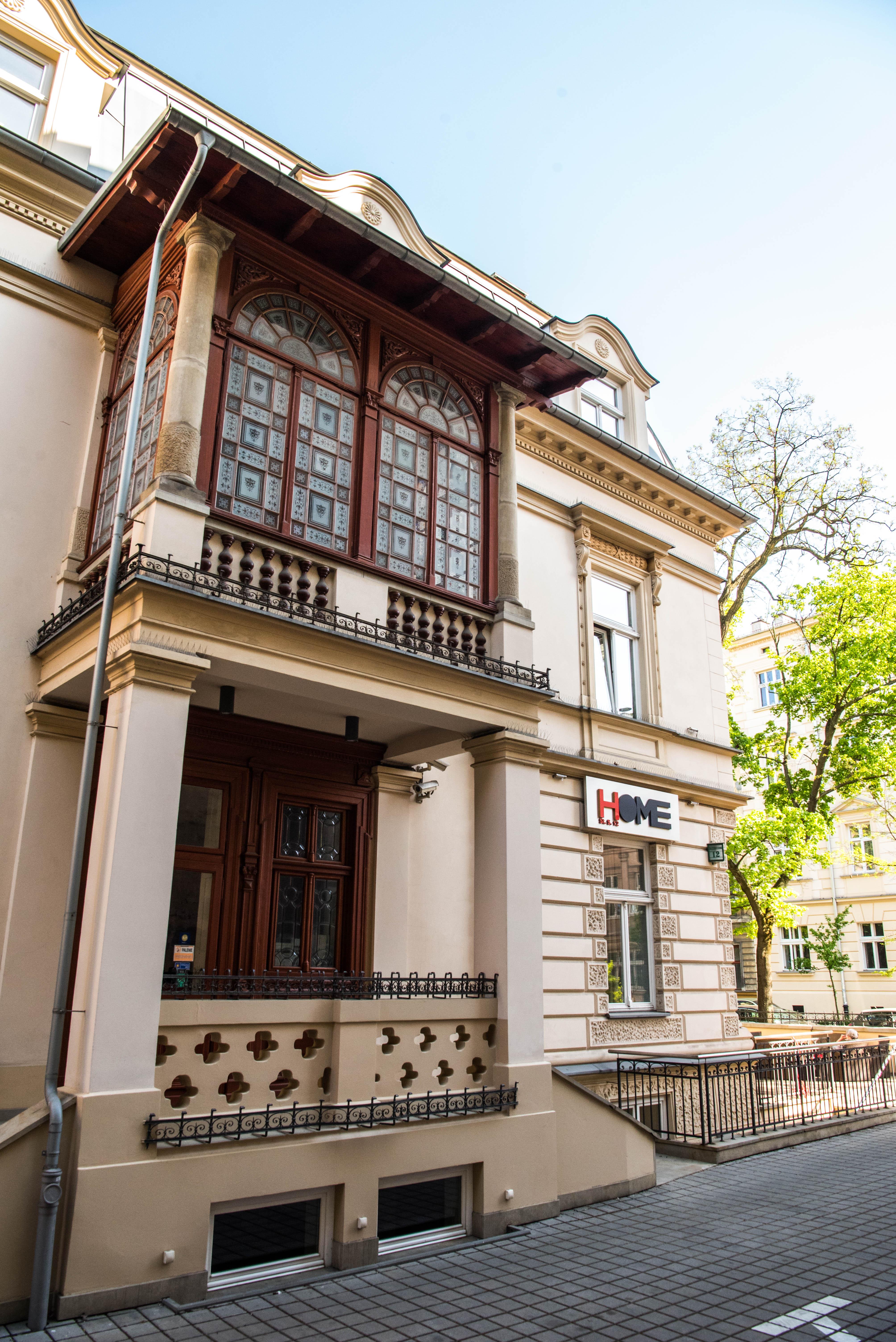 Aparthotel Home Hotel 4*