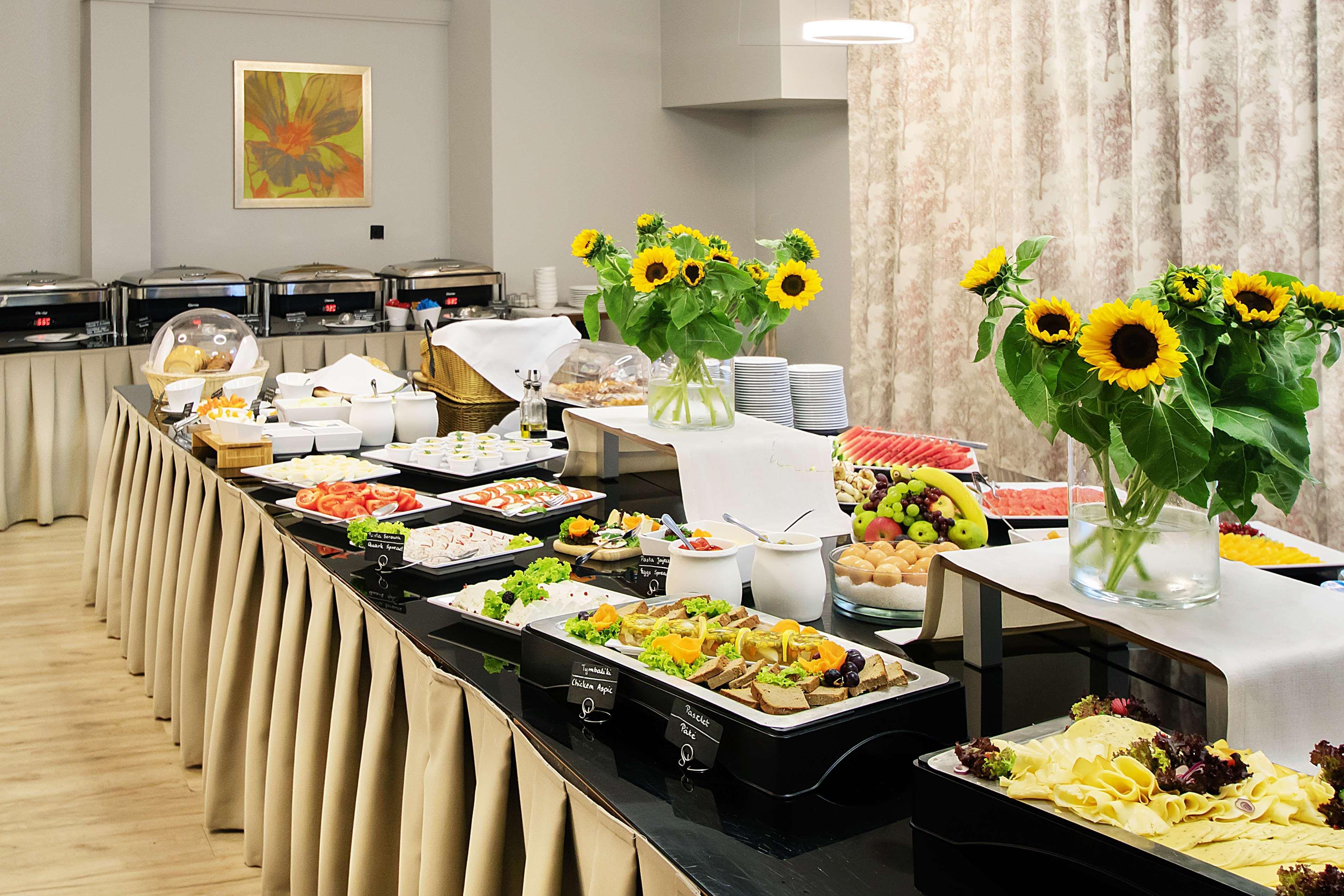 Golden Tulip Center 4*