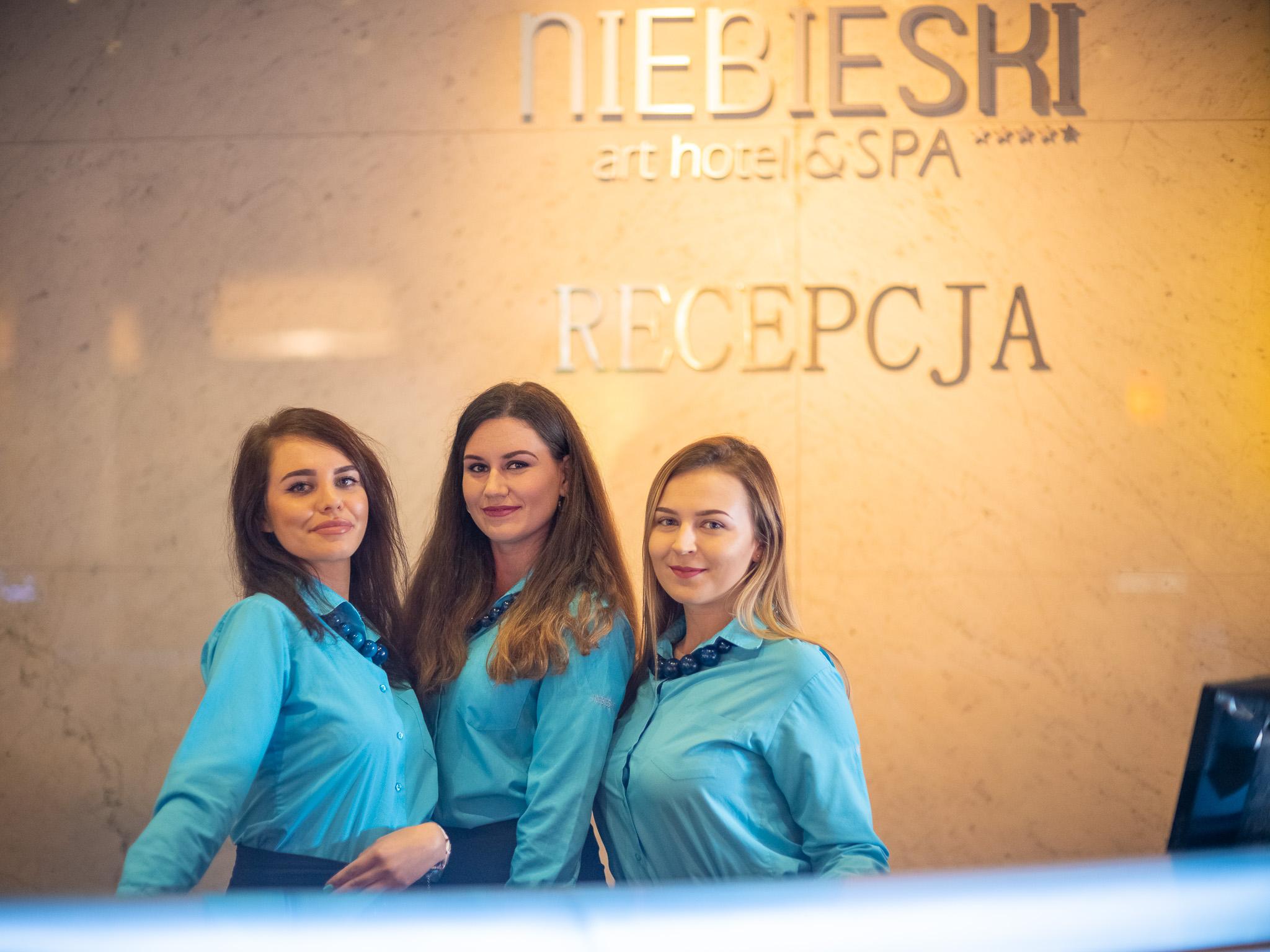 Niebieski Art & Spa
