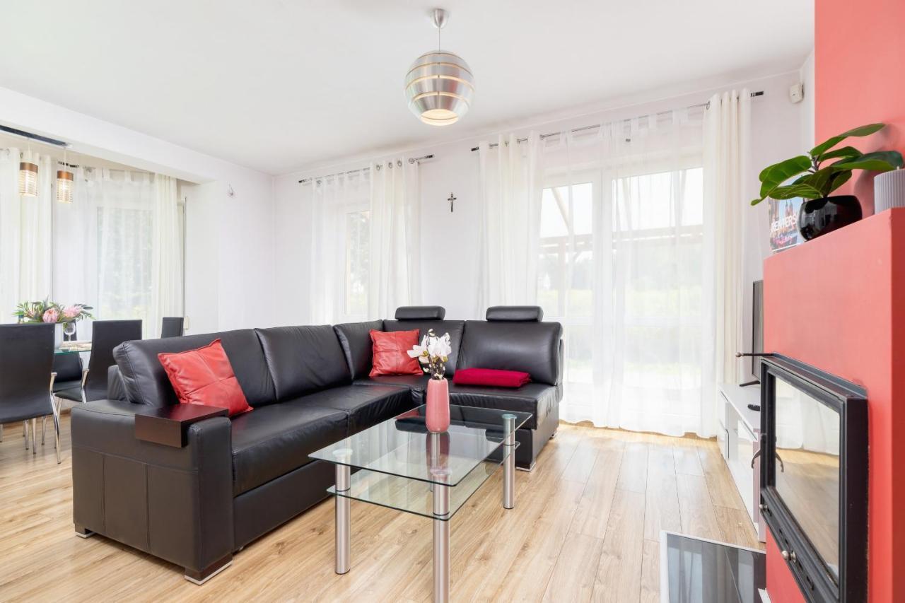 Dom wakacyjny Three-bedroom House Czarnochowice By Renters Kraków