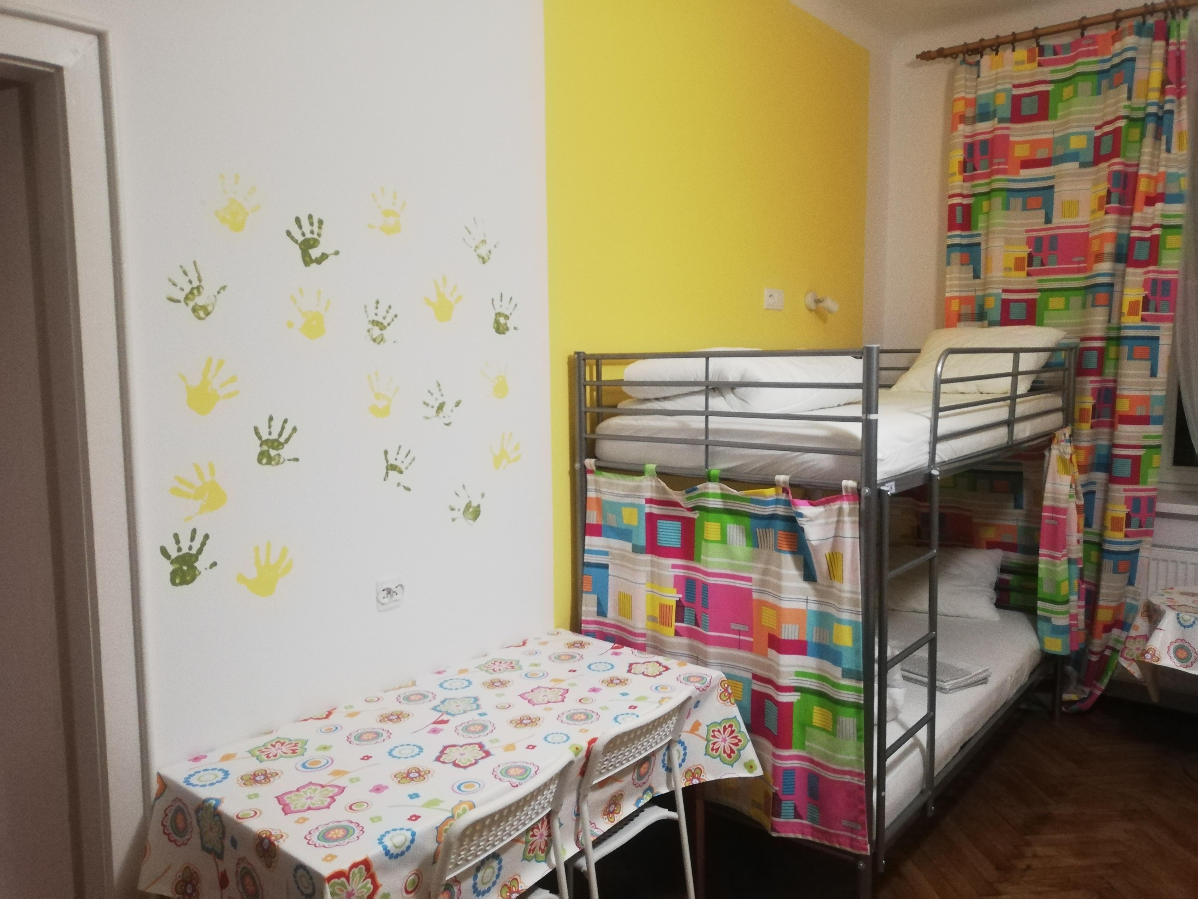 Hostel Lorf Hostel&apartments *