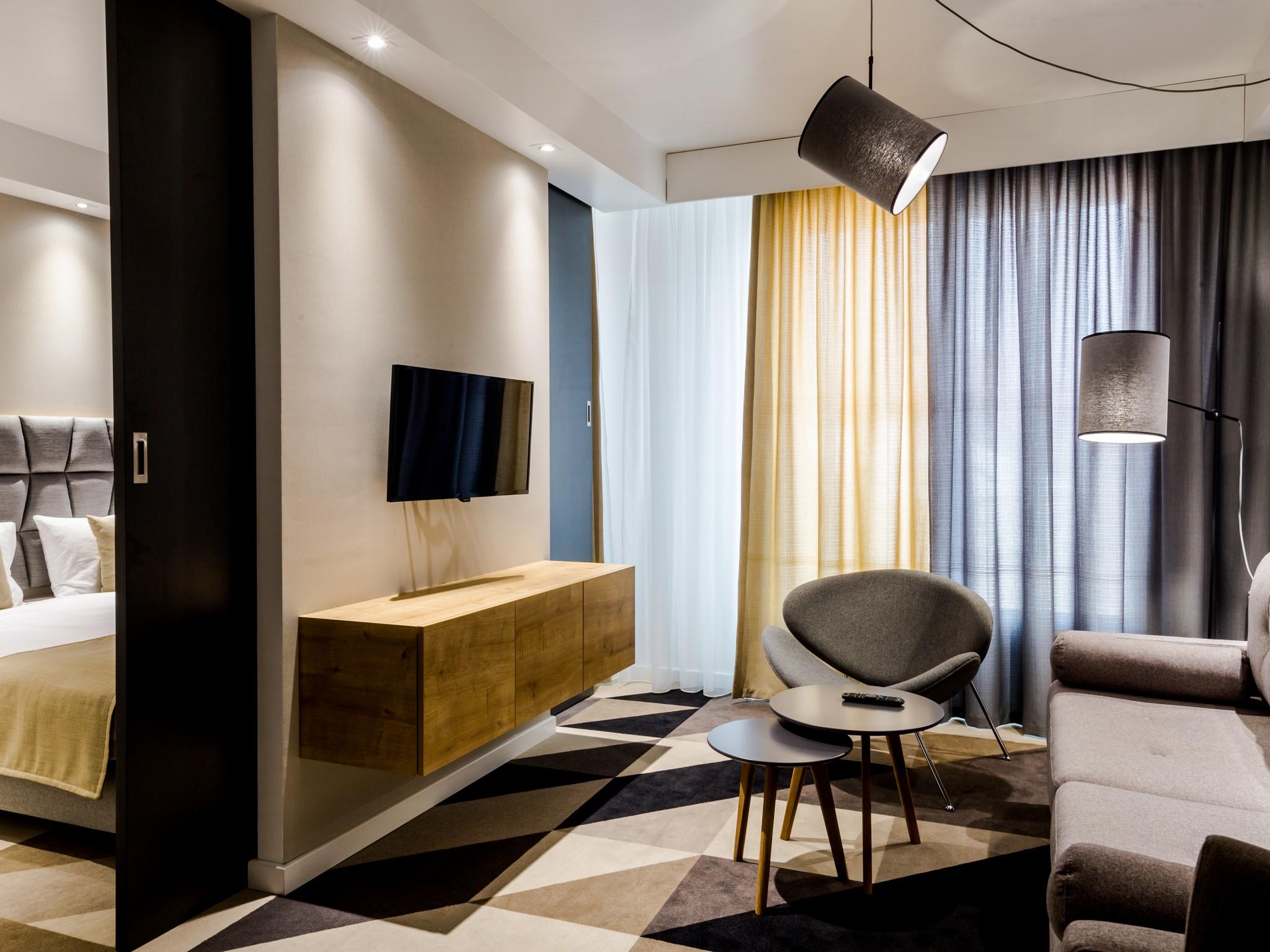 Aparthotel Lwowska 1 4*