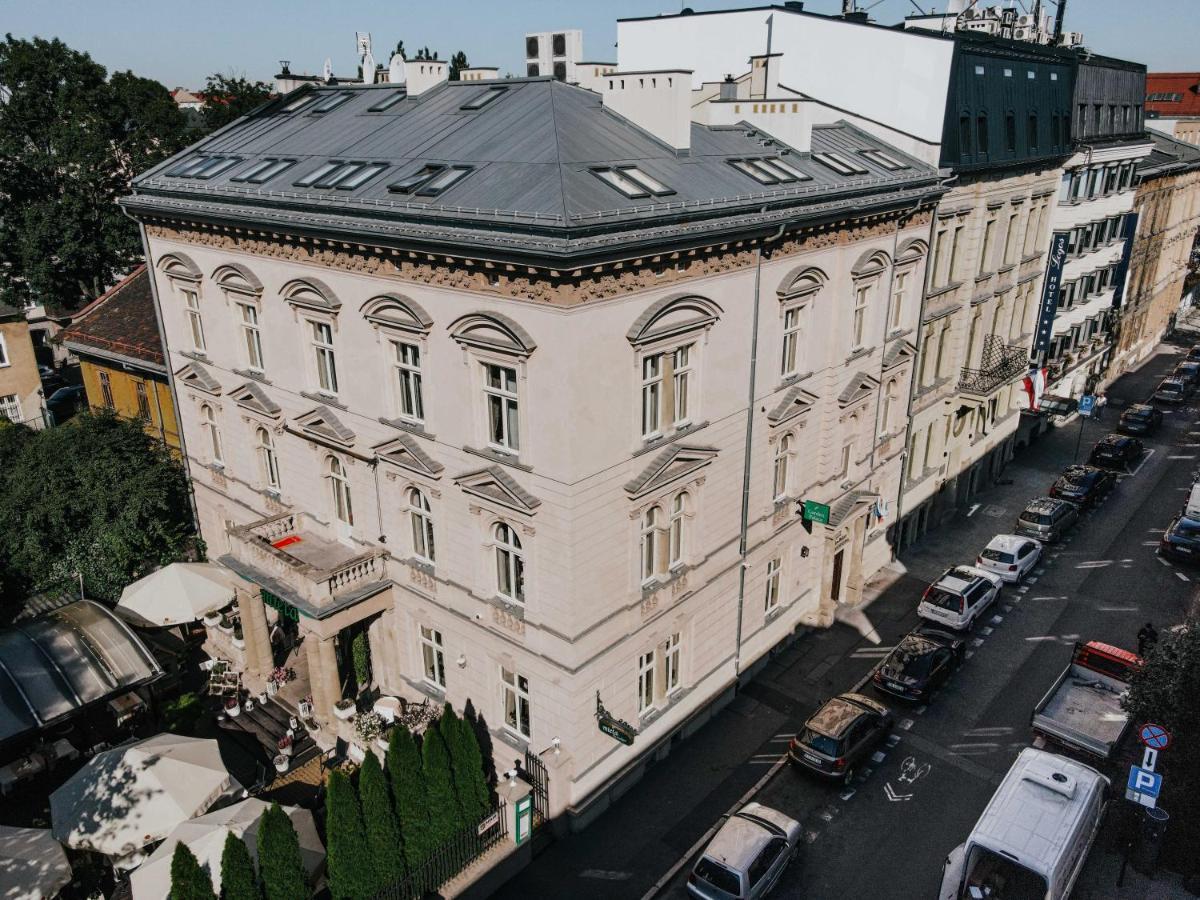 Garden Palace Aparthotel