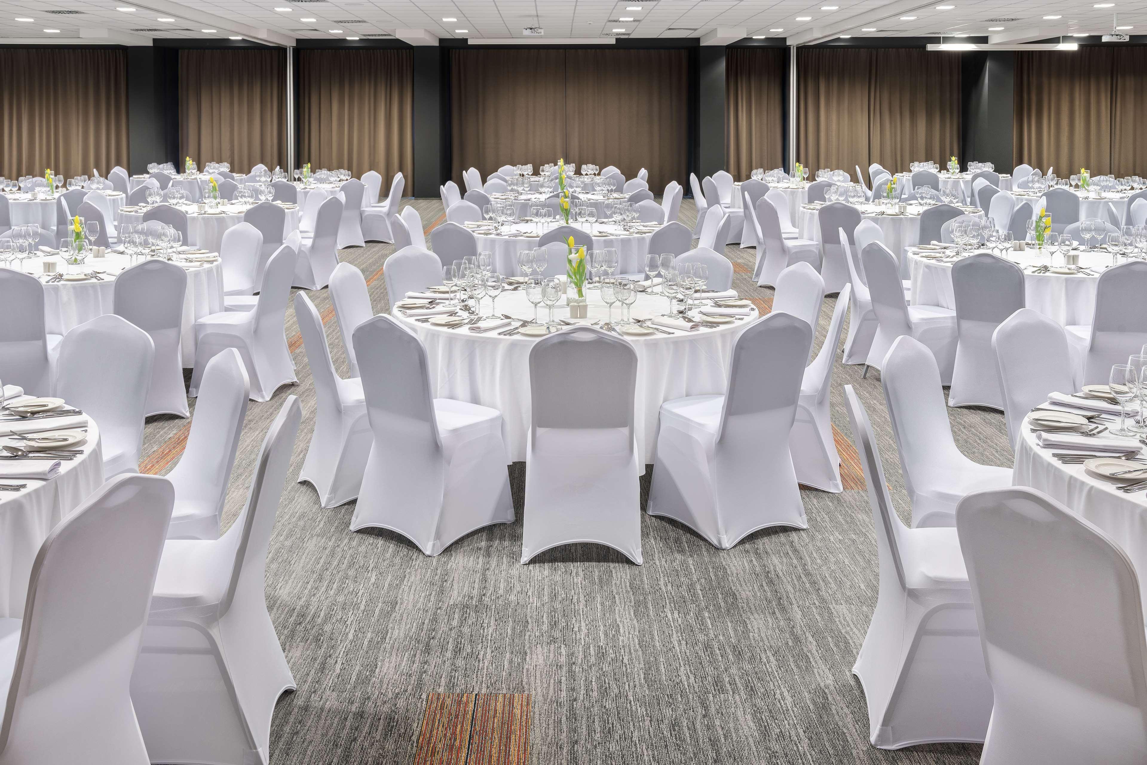Metropolo By Golden Tulip