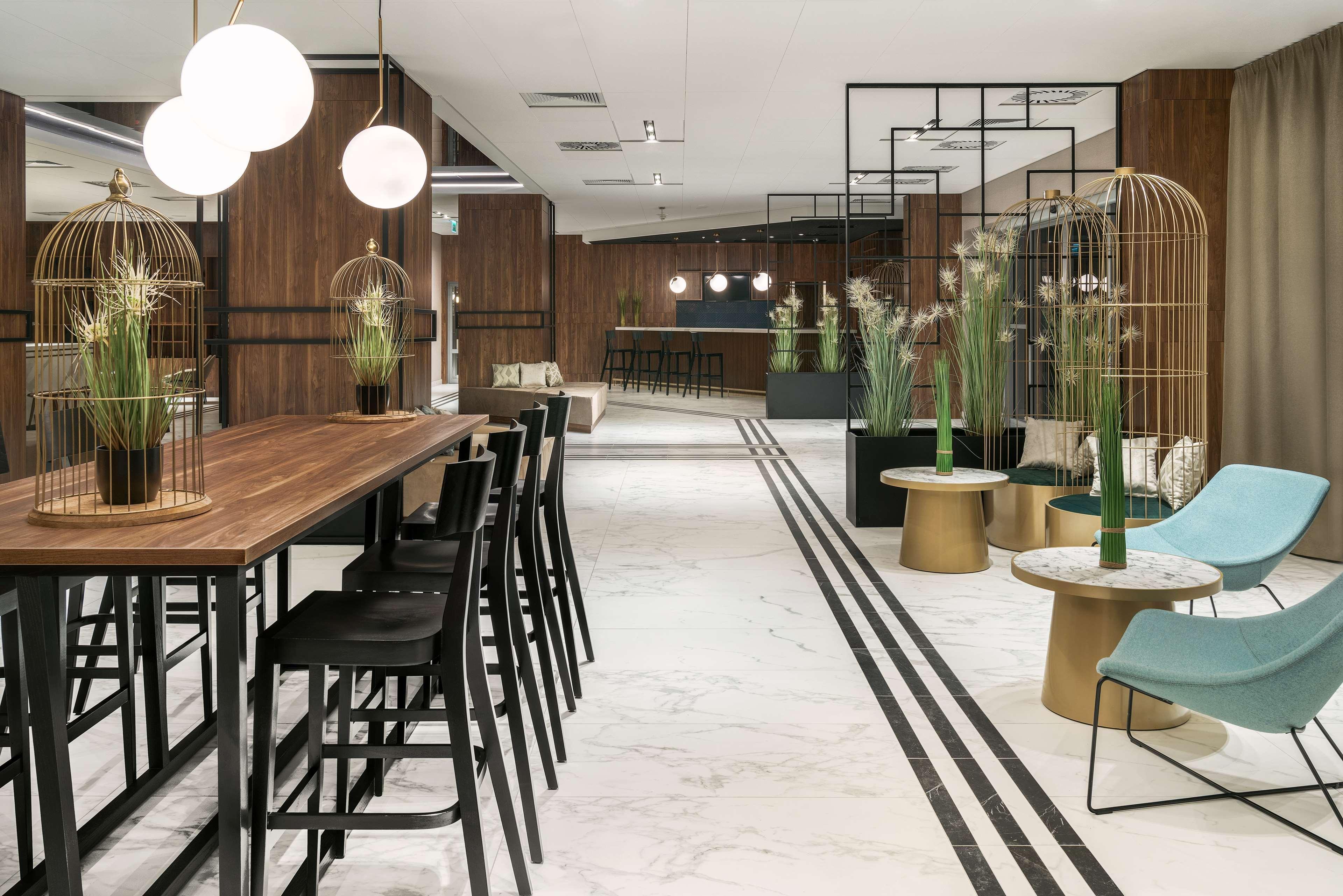 Metropolo By Golden Tulip 4*