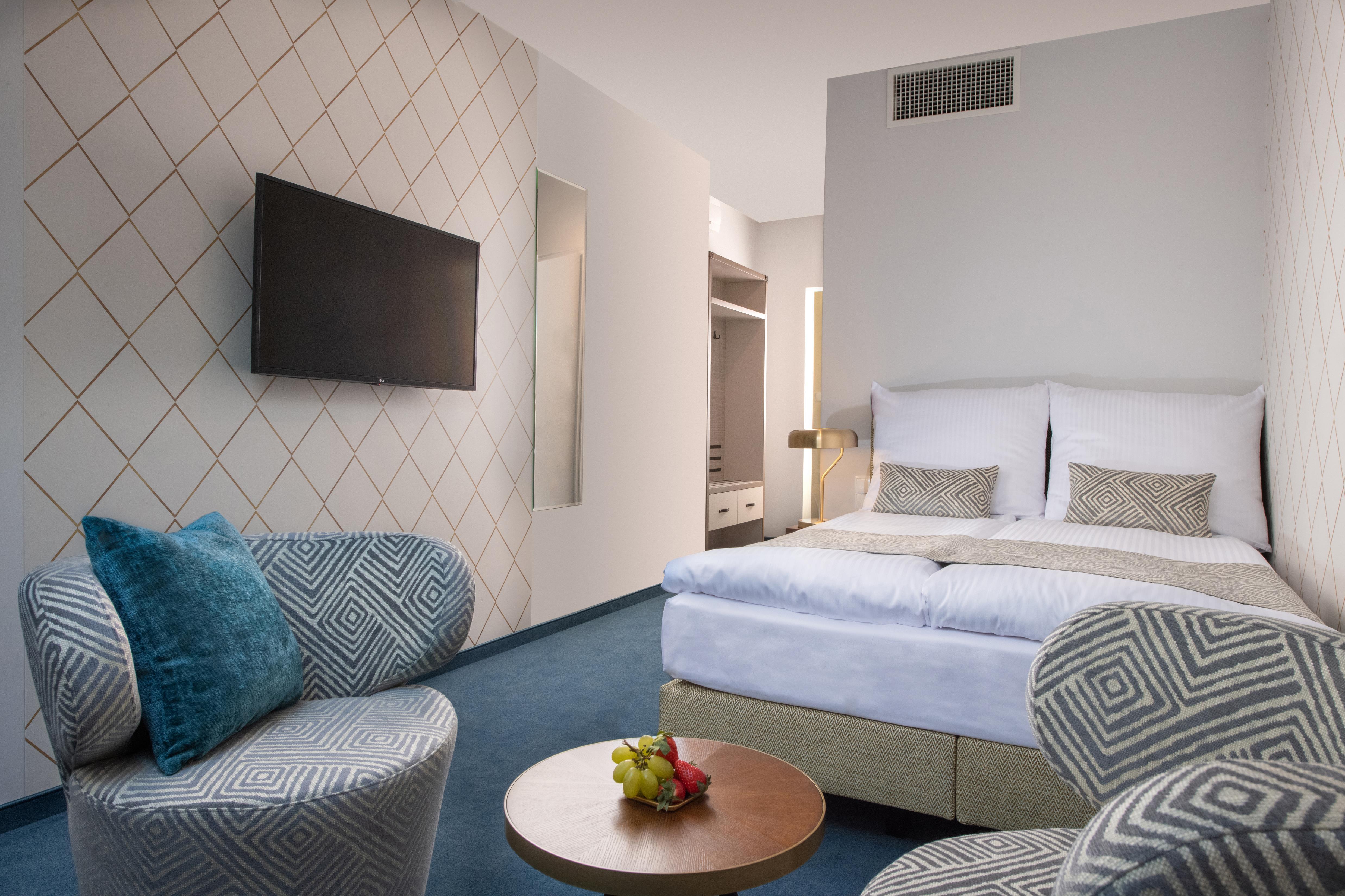 Xerion (adults Only) 4*