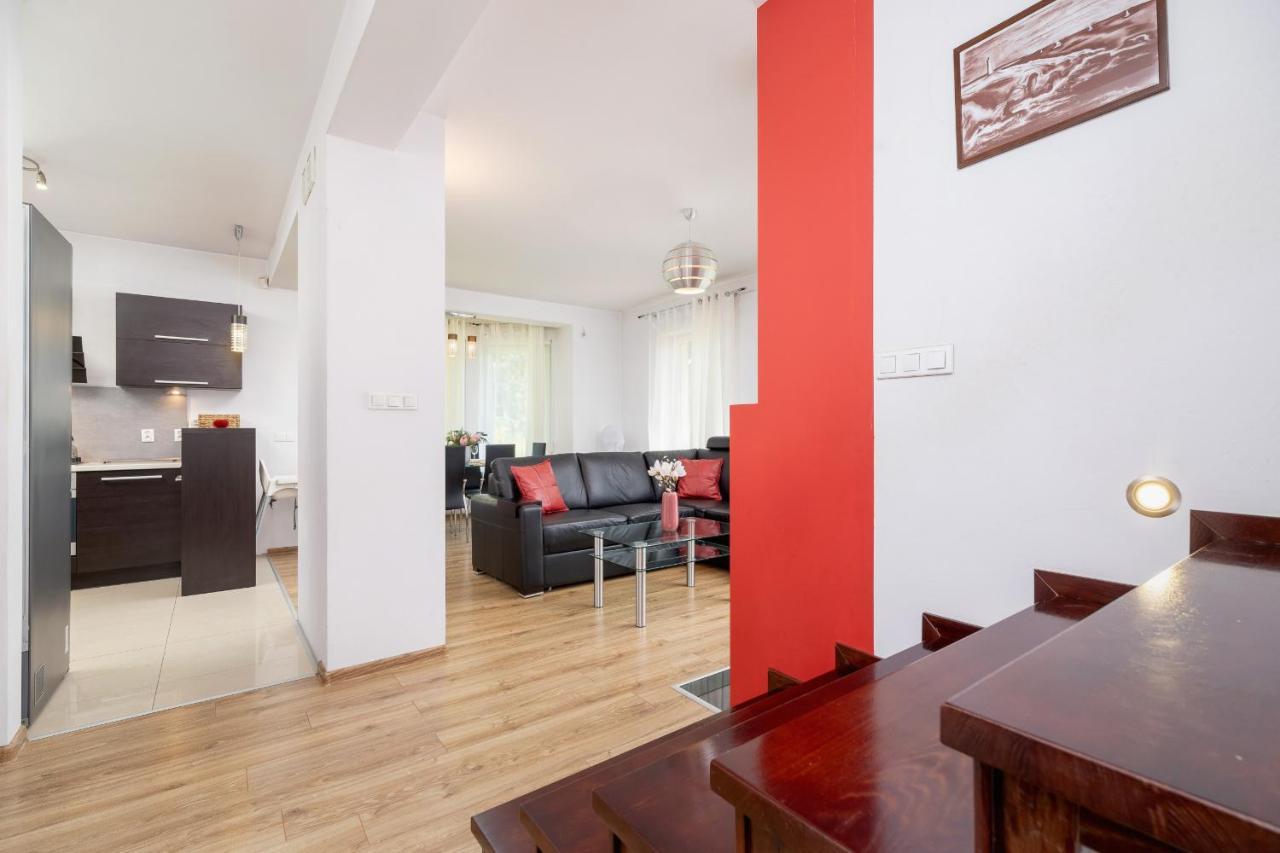 Dom wakacyjny Three-bedroom House Czarnochowice By Renters Kraków