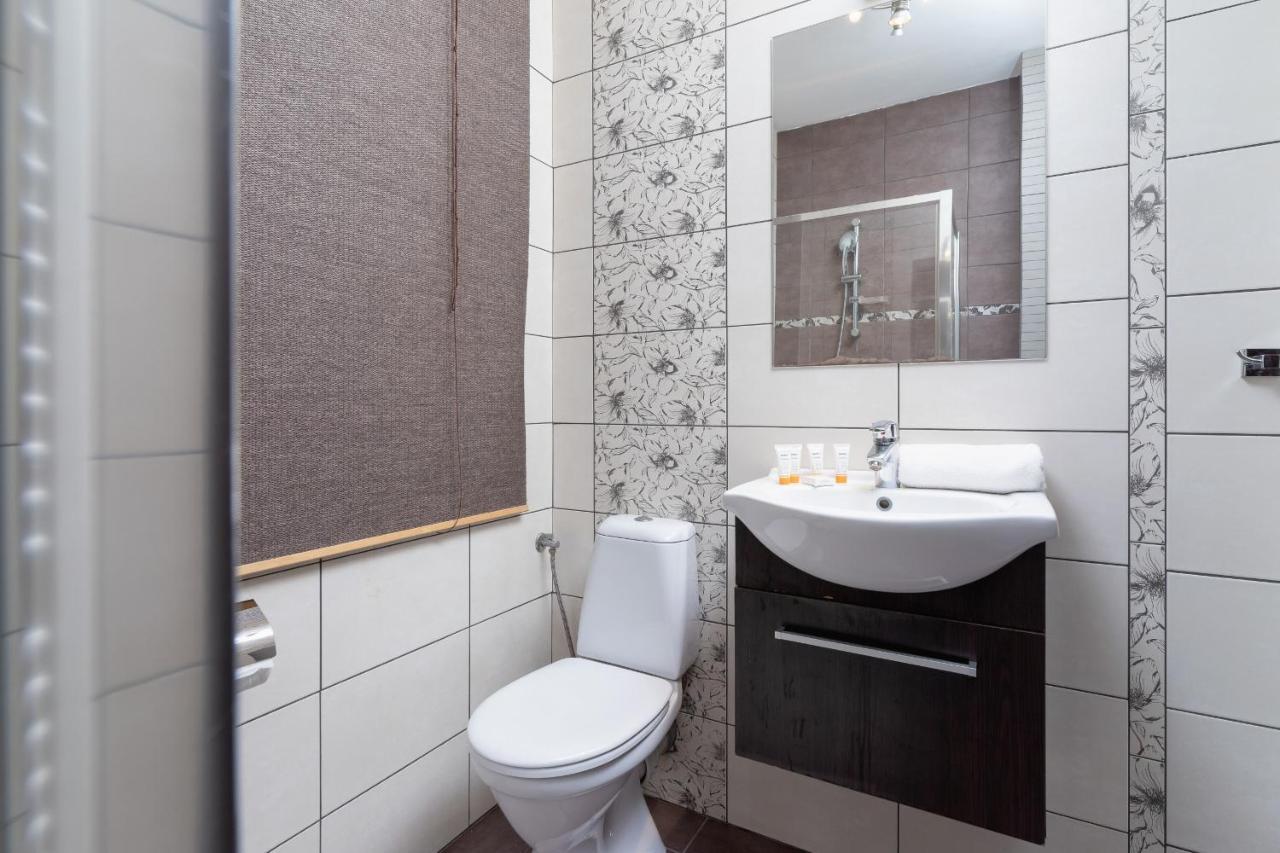 Three-bedroom House Czarnochowice By Renters Dom wakacyjny Kraków