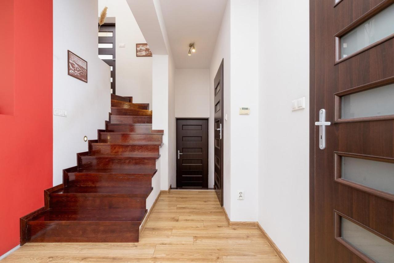Three-bedroom House Czarnochowice By Renters Dom wakacyjny