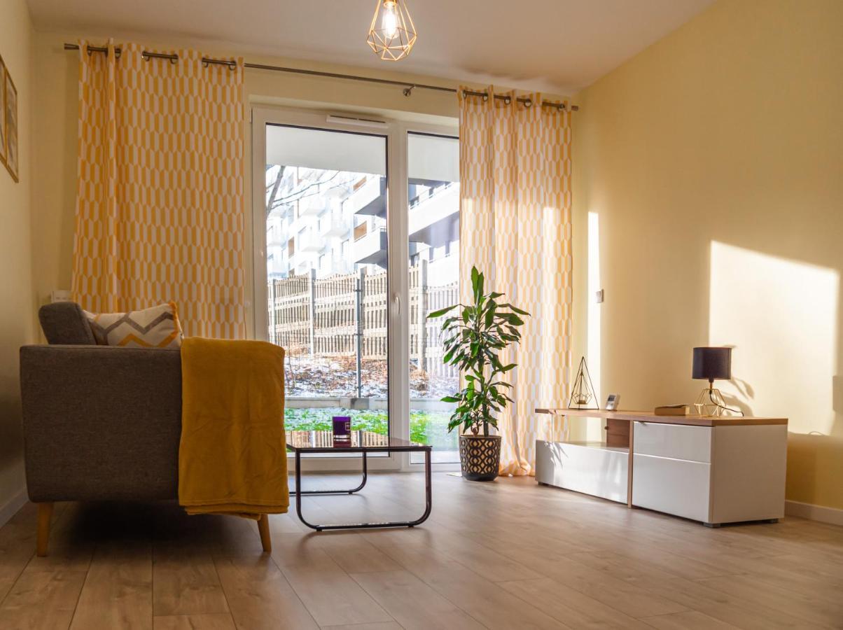 Przytulny Z Ogrodkiem Apartment