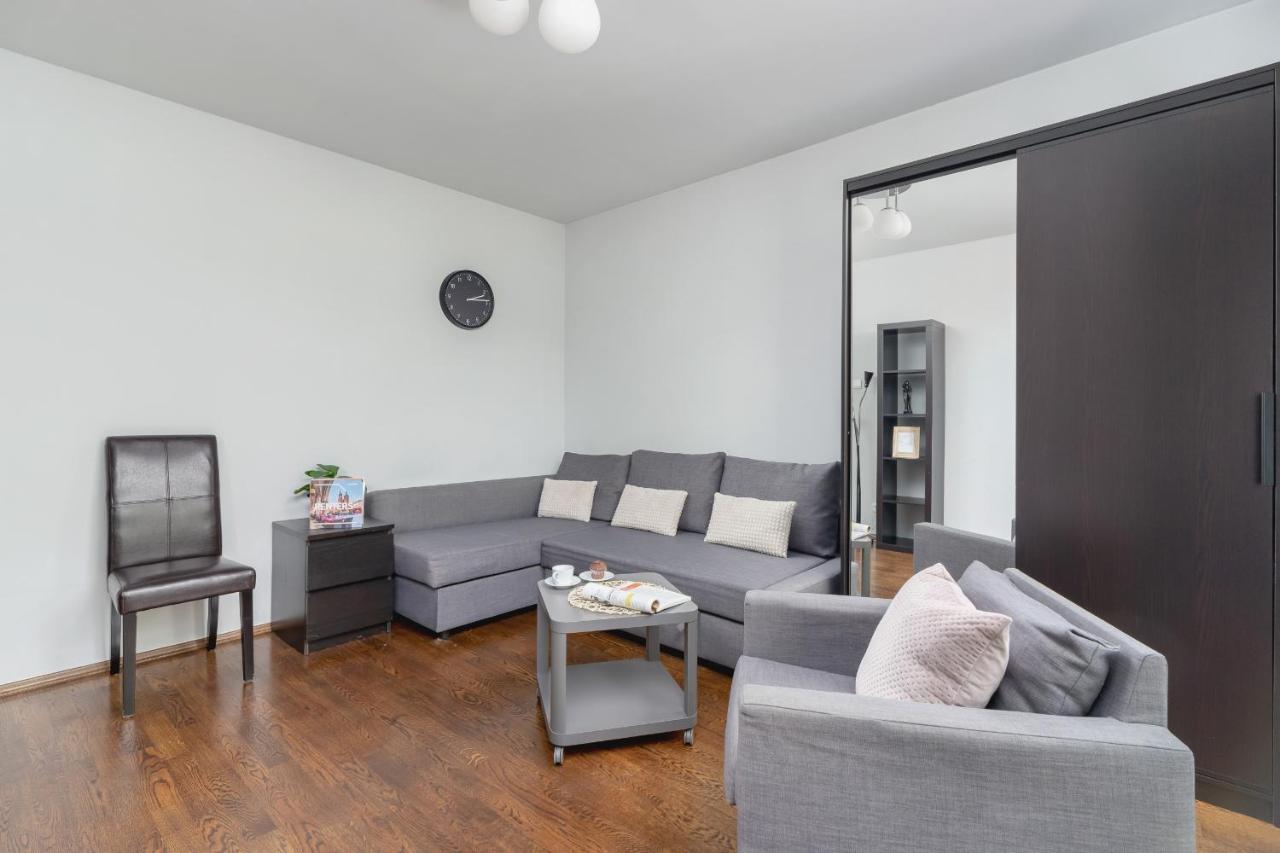 Cracow Skałki Twardowskiego Tyniecka By Renters Apartament Kraków