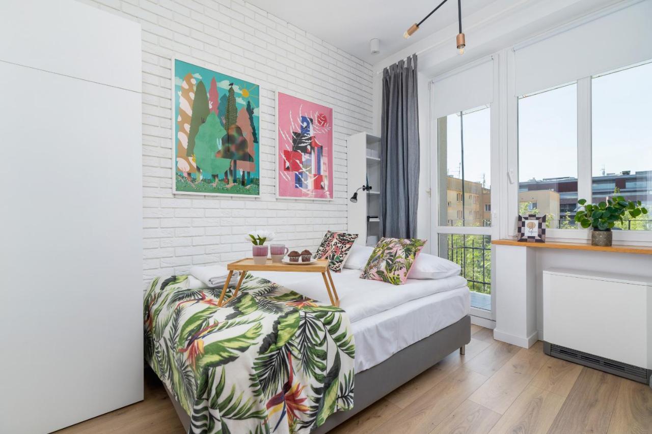 Solna Studio Cracow By Renters Apartment