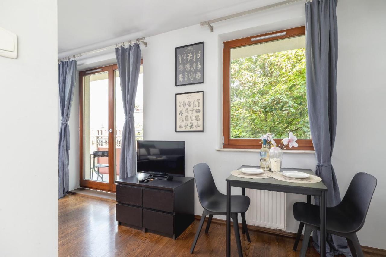 Apartament Cracow Skałki Twardowskiego Tyniecka By Renters *
