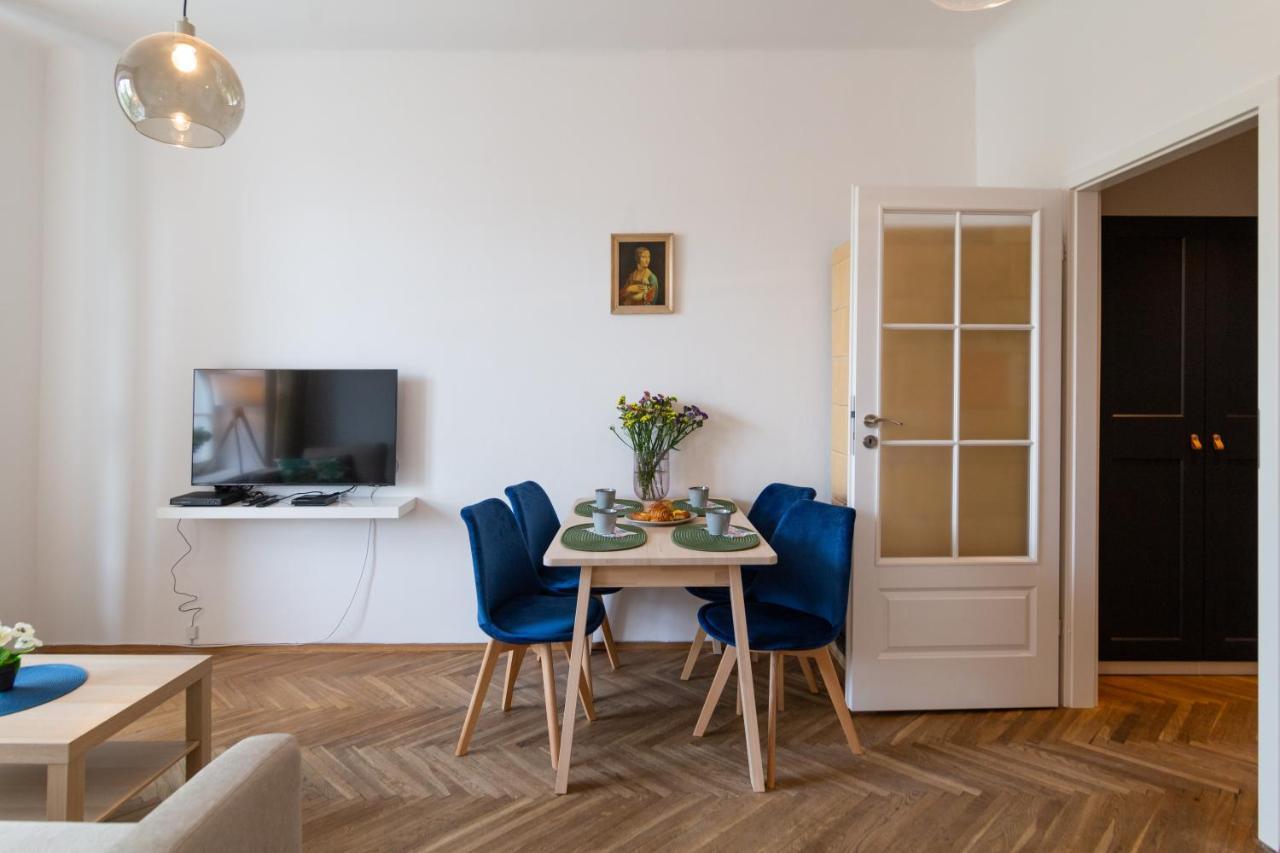 Old Town Charming Cozy Fully Equipped
