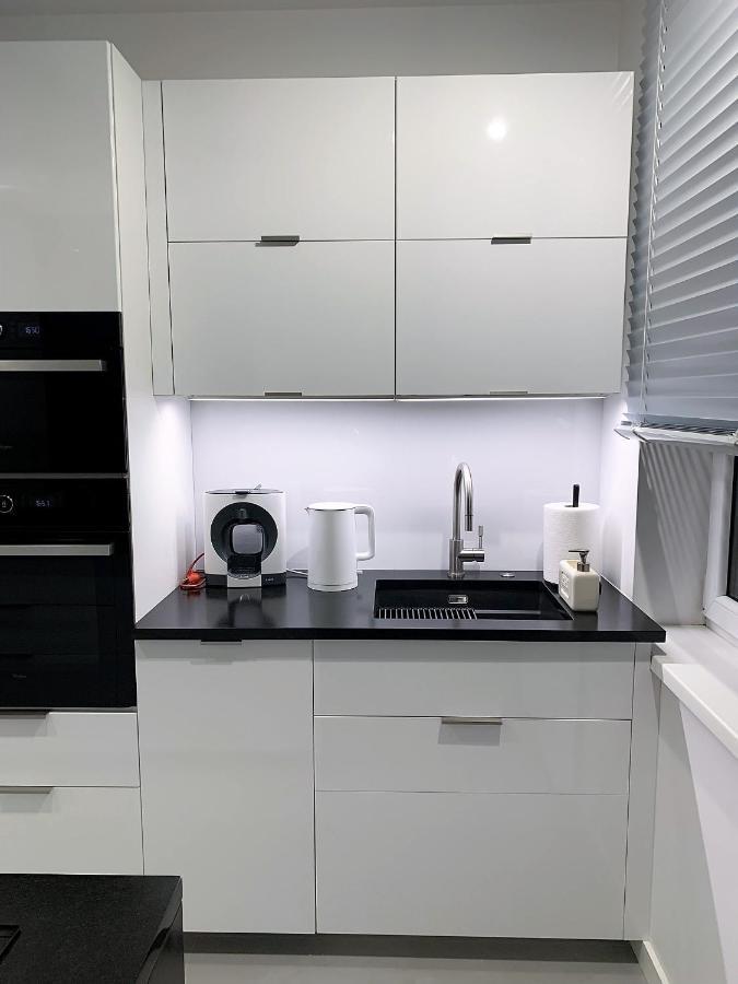 A Modern For 2 People Apartment Krakow