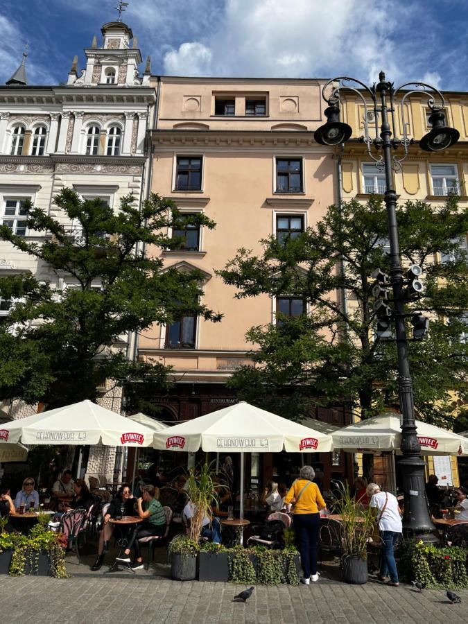 Pod Sloncem - Rynek Glowny