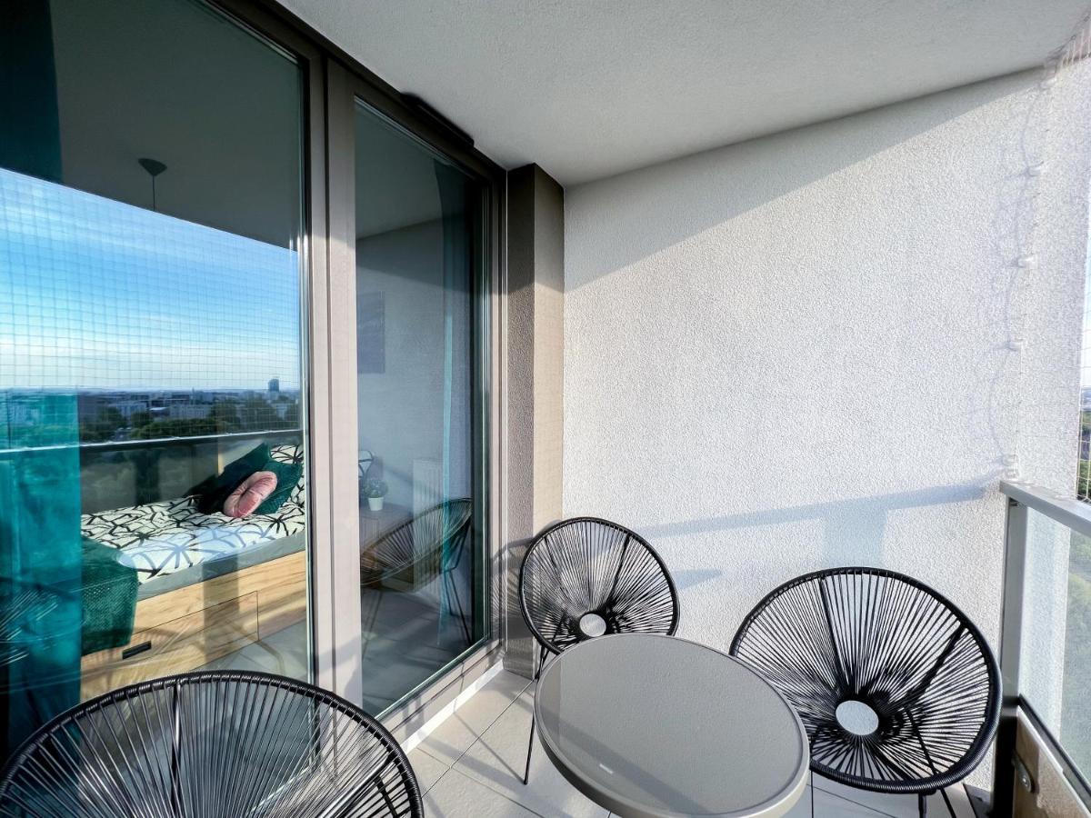 12 Floor Mogilska Tower *