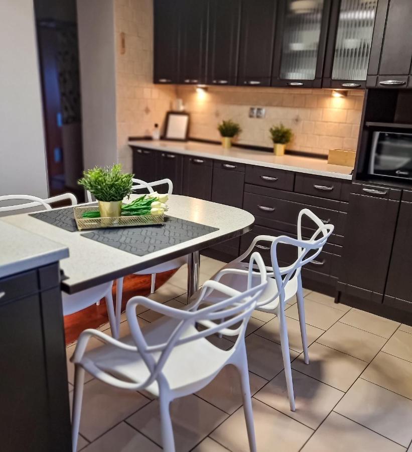 Fredry 15f Homestay