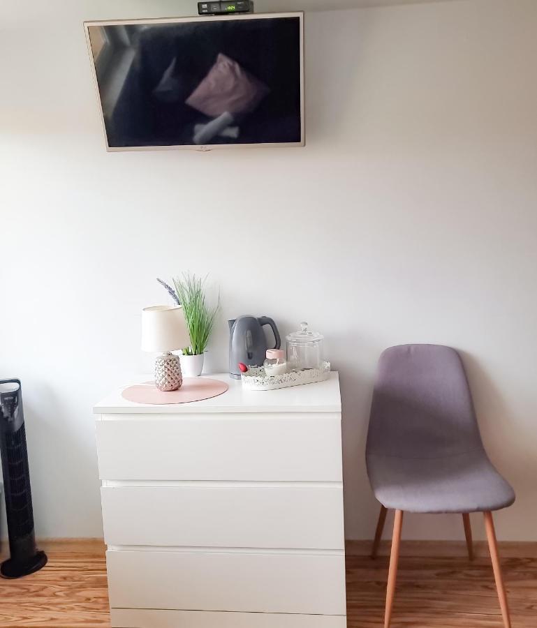 Fredry 15f Homestay Krakow