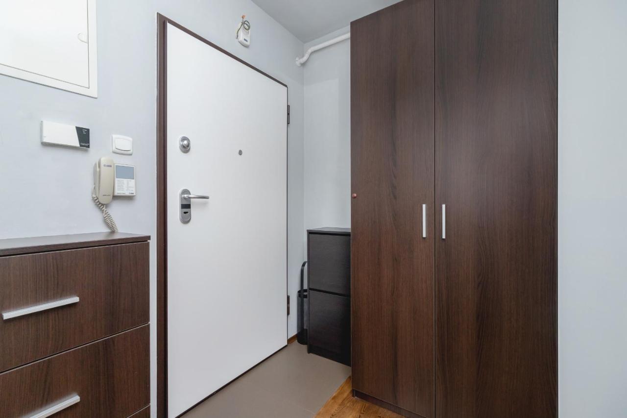 Cracow Skałki Twardowskiego Tyniecka By Renters *