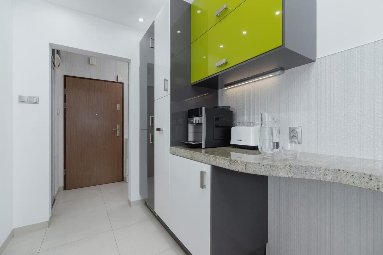 Blonia With Balcony By Renters Apartment *