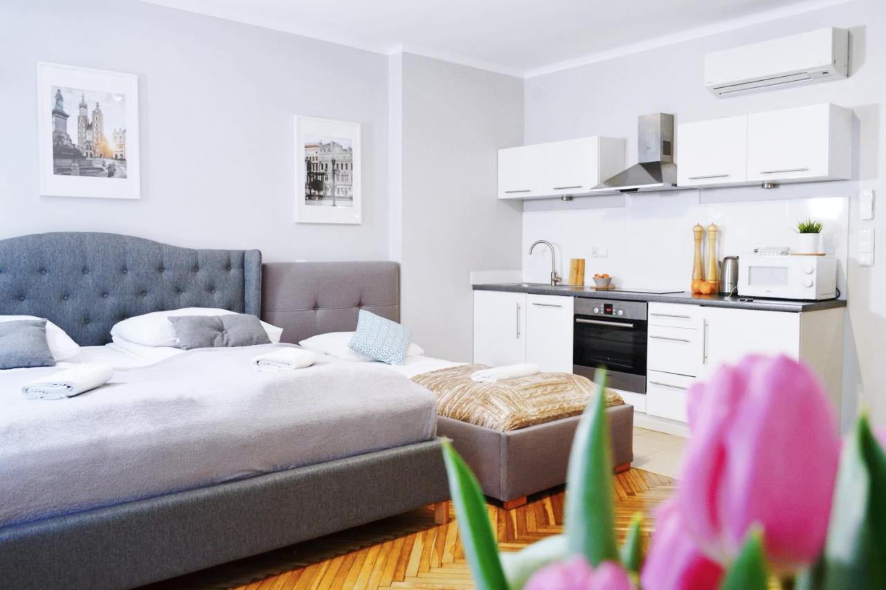 21 Florianska Street Aparthotel
