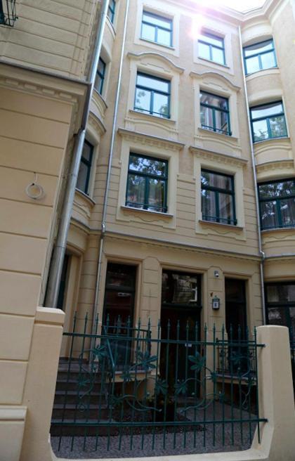 Urban Nest Bon 5