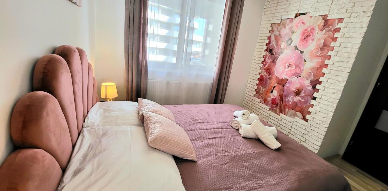 Apartament Luxury Kings 50m2 2 Pok. Downtown Dobrego Pasterza Piękny