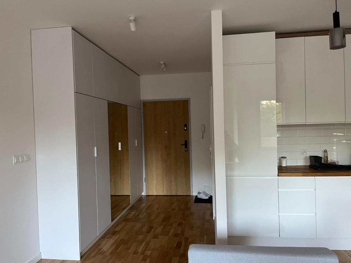 Modern Studio 1.6km From Main Train Station *
