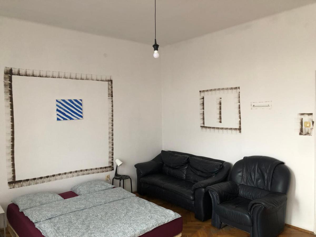 Pokoj 11a Apartment *