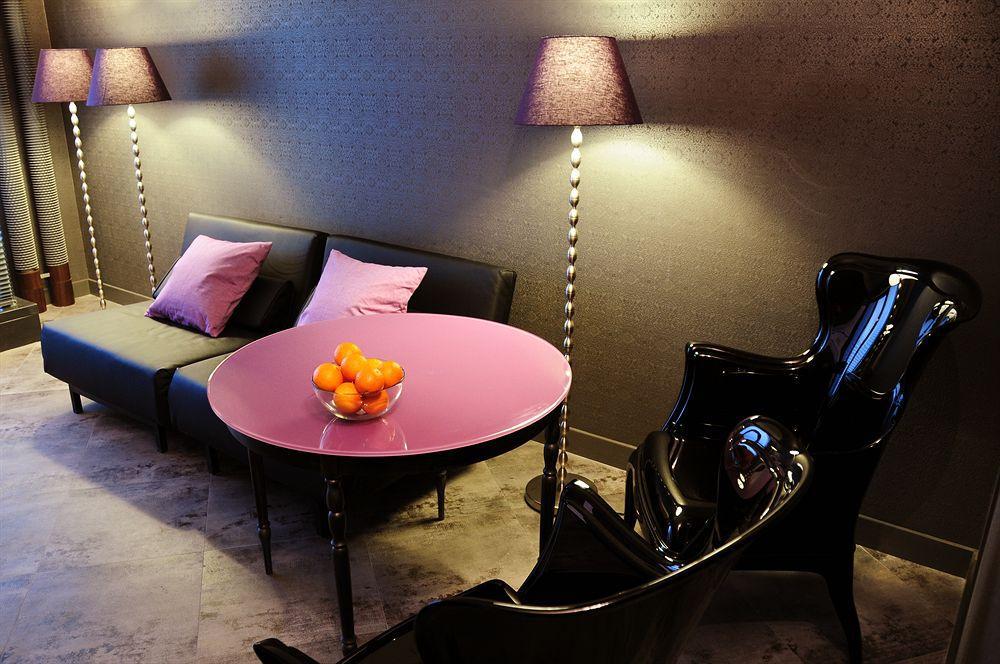 La Gioia Chic Angel Aparthotel