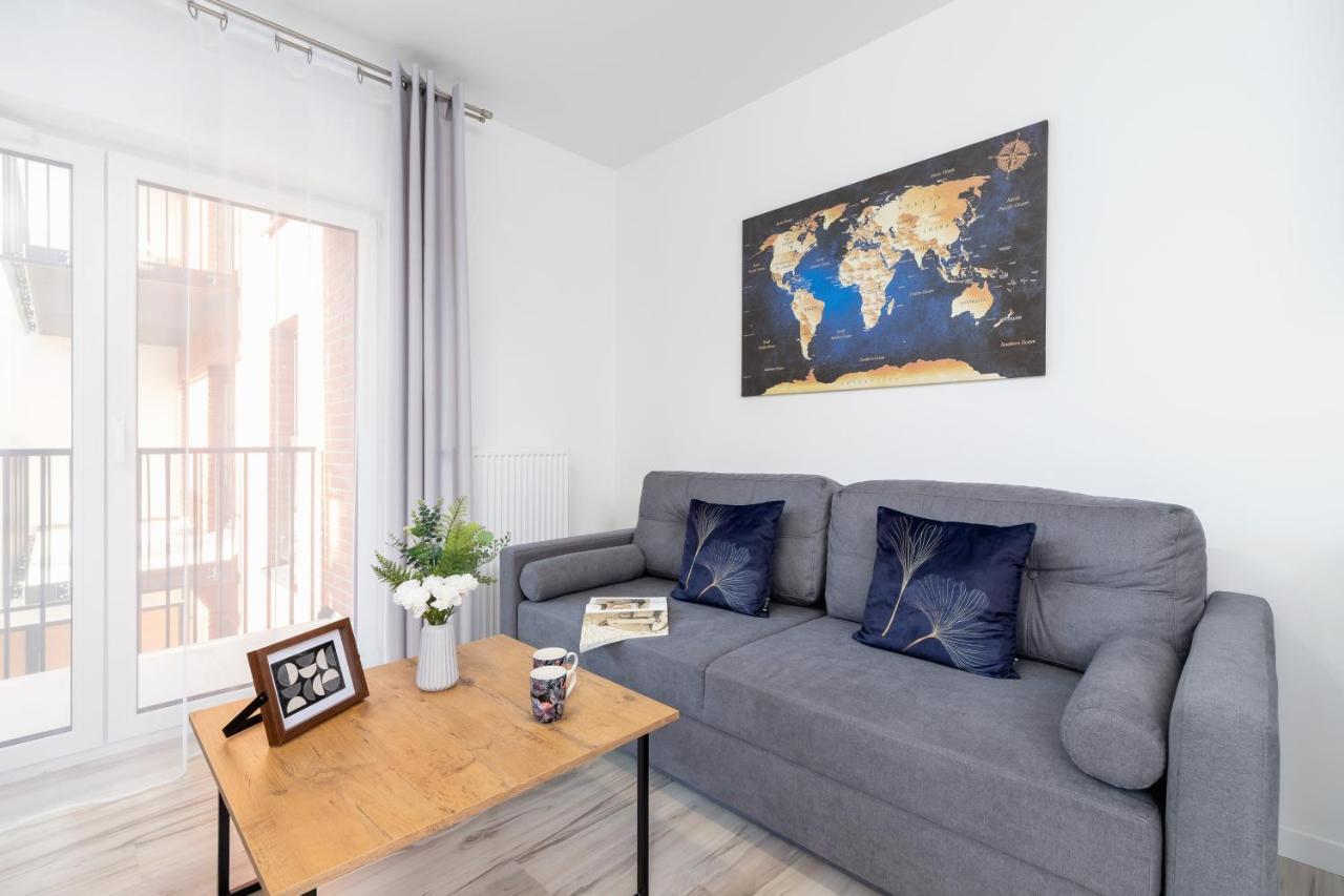 Salsa Cracow By Renters *